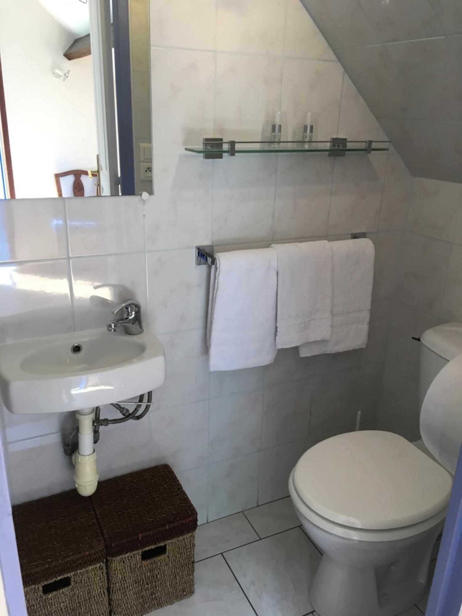 Bed and Breakfast La Penate Pluduno Экстерьер фото